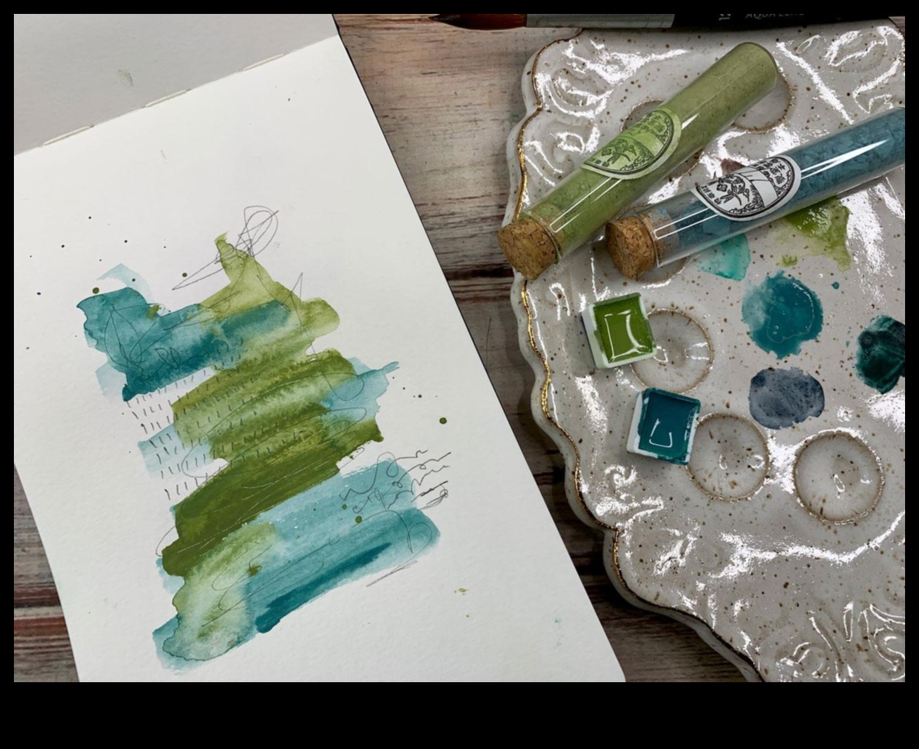 יצירה עם אבקת צבעי מים: השגת אפקטים ייחודיים ועדינים