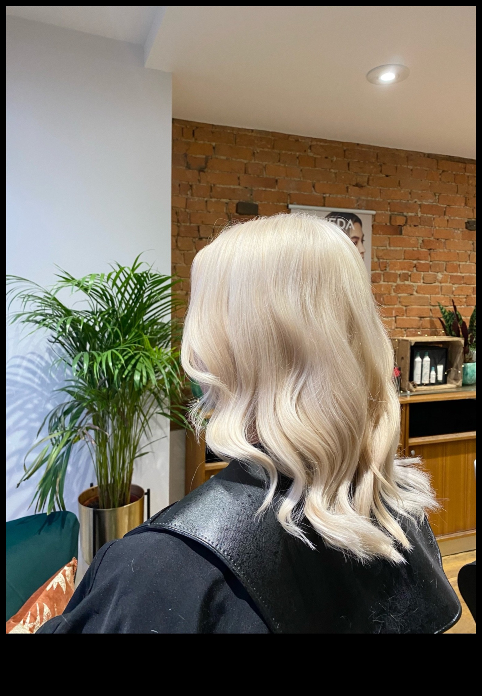 מהשורש לטיפ: שמירה על חיוניות התסרוקת הבלונדינית שלך