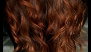 פיתוי אובורן: תסרוקות שמחבקות את חמימות הסתיו