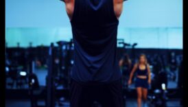 סימפוניה של משקל גוף: הרמוניה של חוזק, גמישות ואיזון