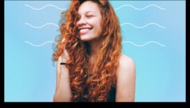 סימנים מסחריים לשיער ורוד וערמוני הסגנונות הלוהטים 1 סמלים לשיער אדום וערמוני: מי קובע את הסטנדרט לסגנונות לוהטים?